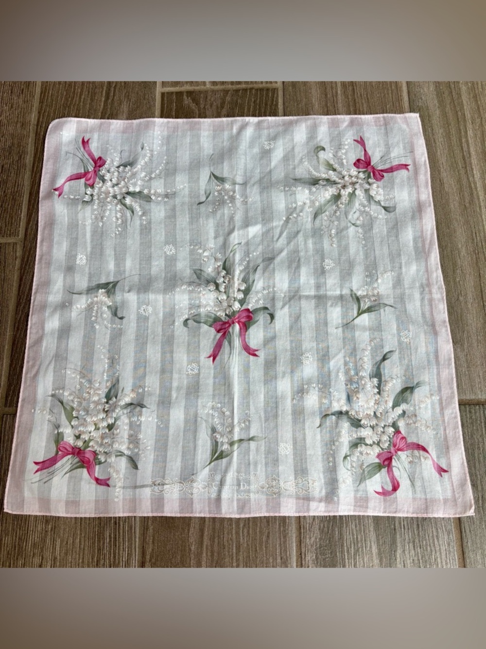 Christian Dior Floral Lily of the Valley Scarf/Handkerchief/Bandana Sz 18.75” - Picture 2 of 13
